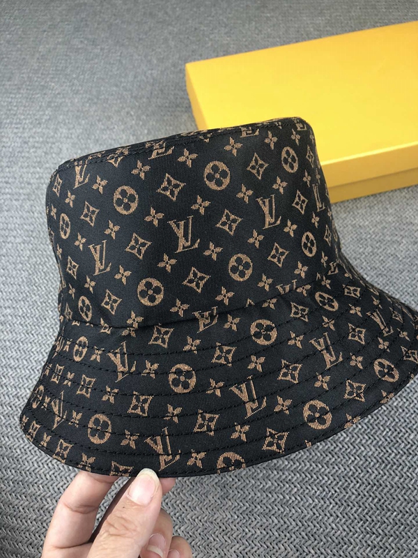 ブランド帽子側面デザイン